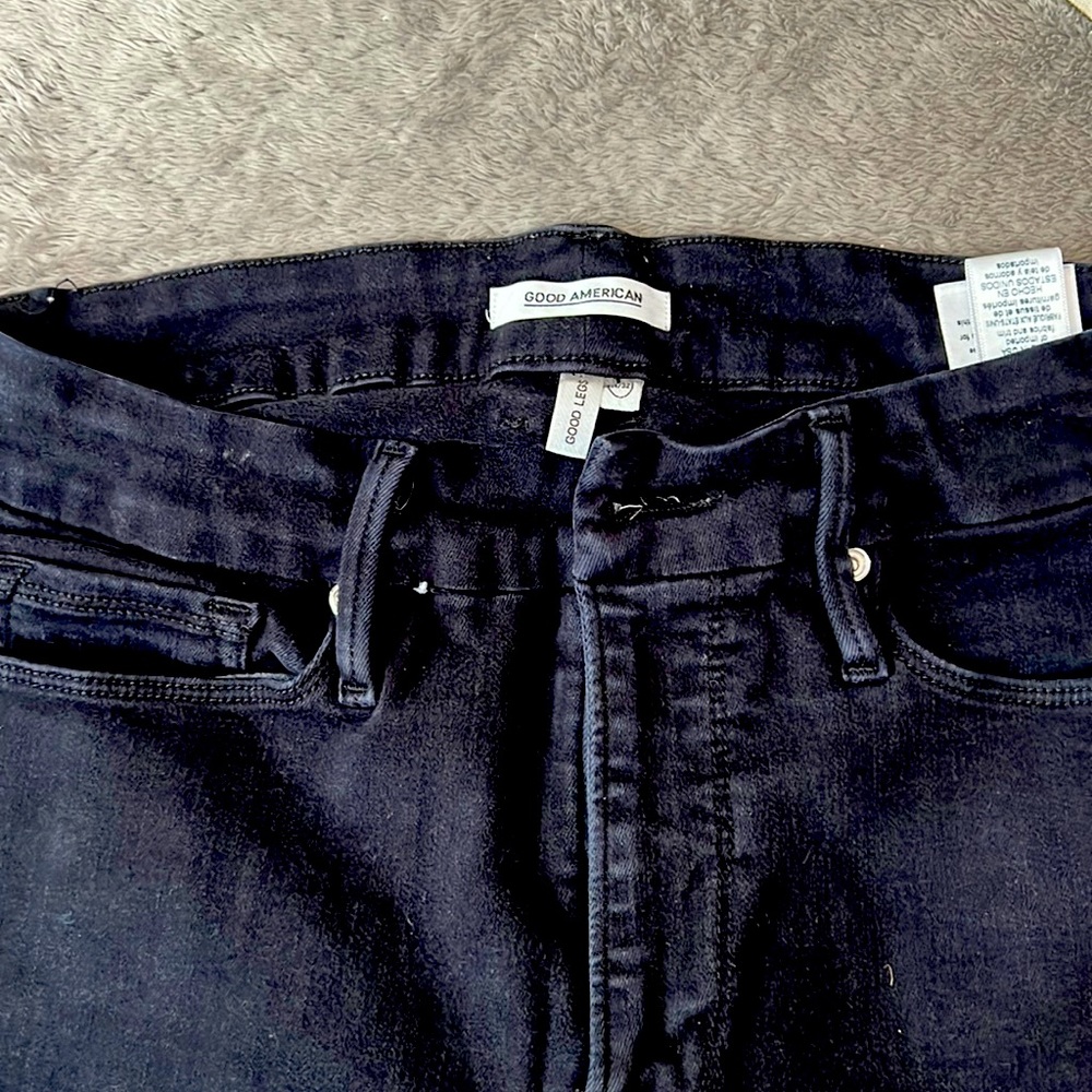 Good American stretchy jeans size 14/32 black good legs